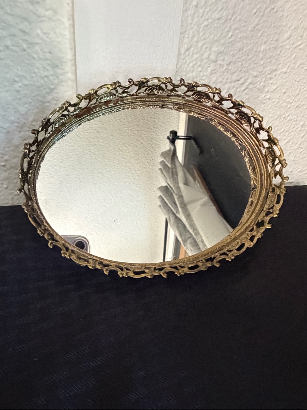Vintage Dresser Vanity Mirror Tray & 2 Fleur De Lis De Trinket Dishes - Picture 2 of 12